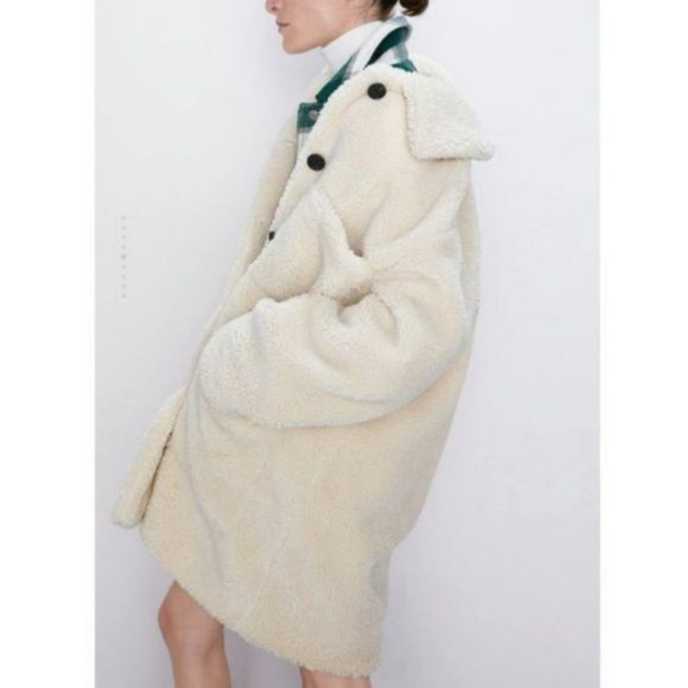 Zara white teddy coat